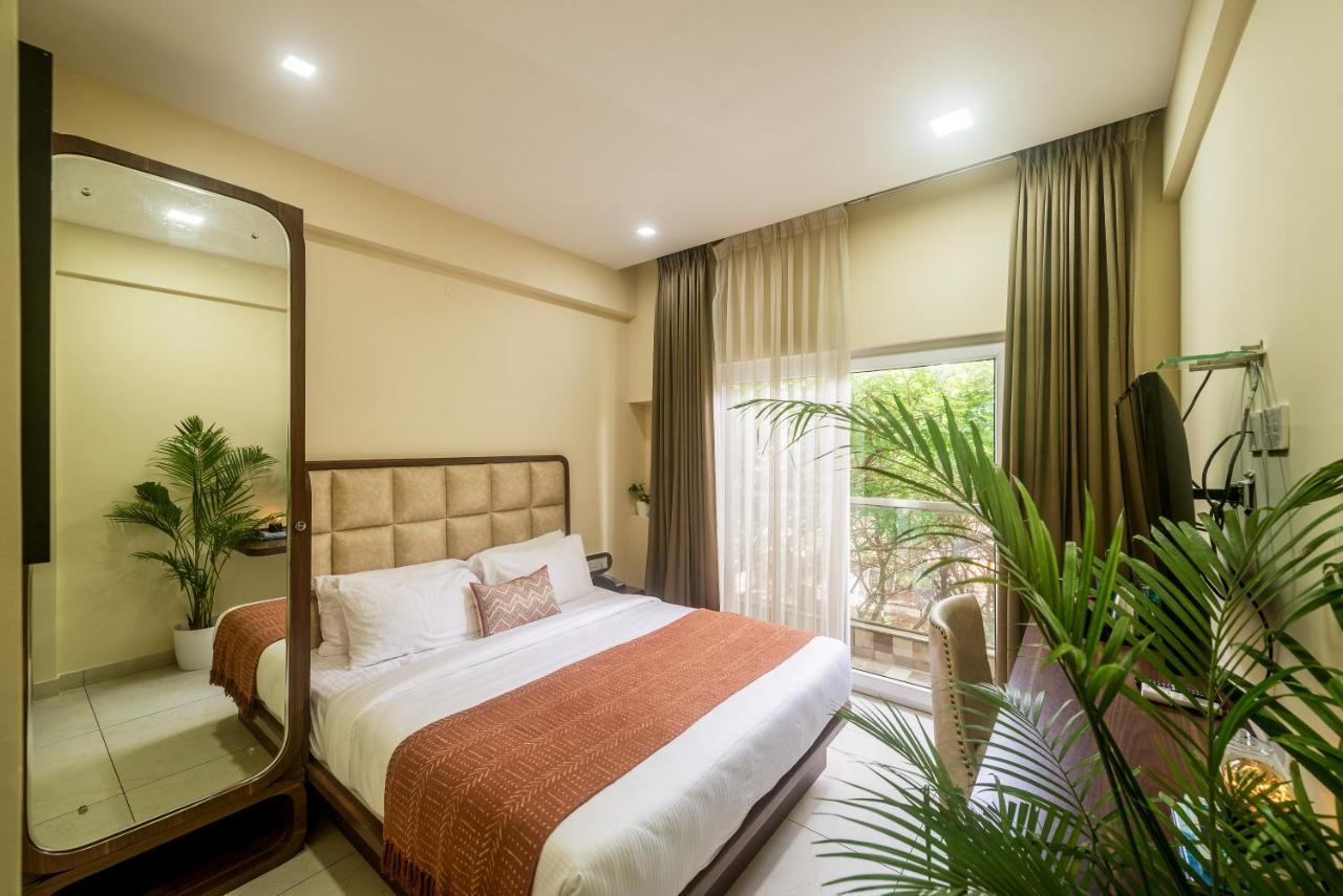 Olive Zip Btm Layout By Embassy Group 班加罗尔 外观 照片